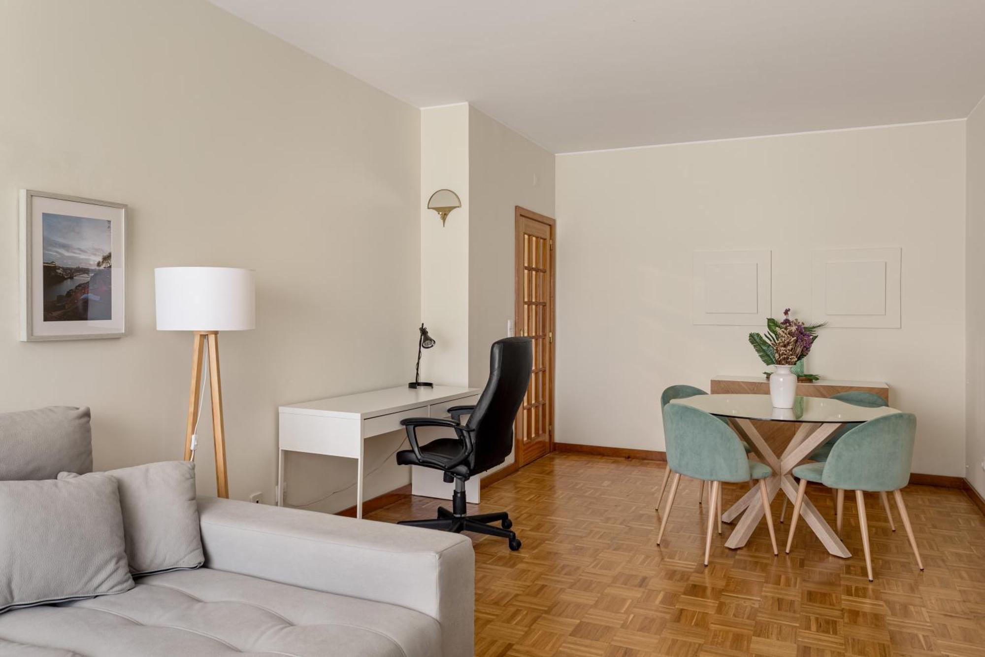 Joivy Stylish City Centre Flat With Parking Maia  Luaran gambar