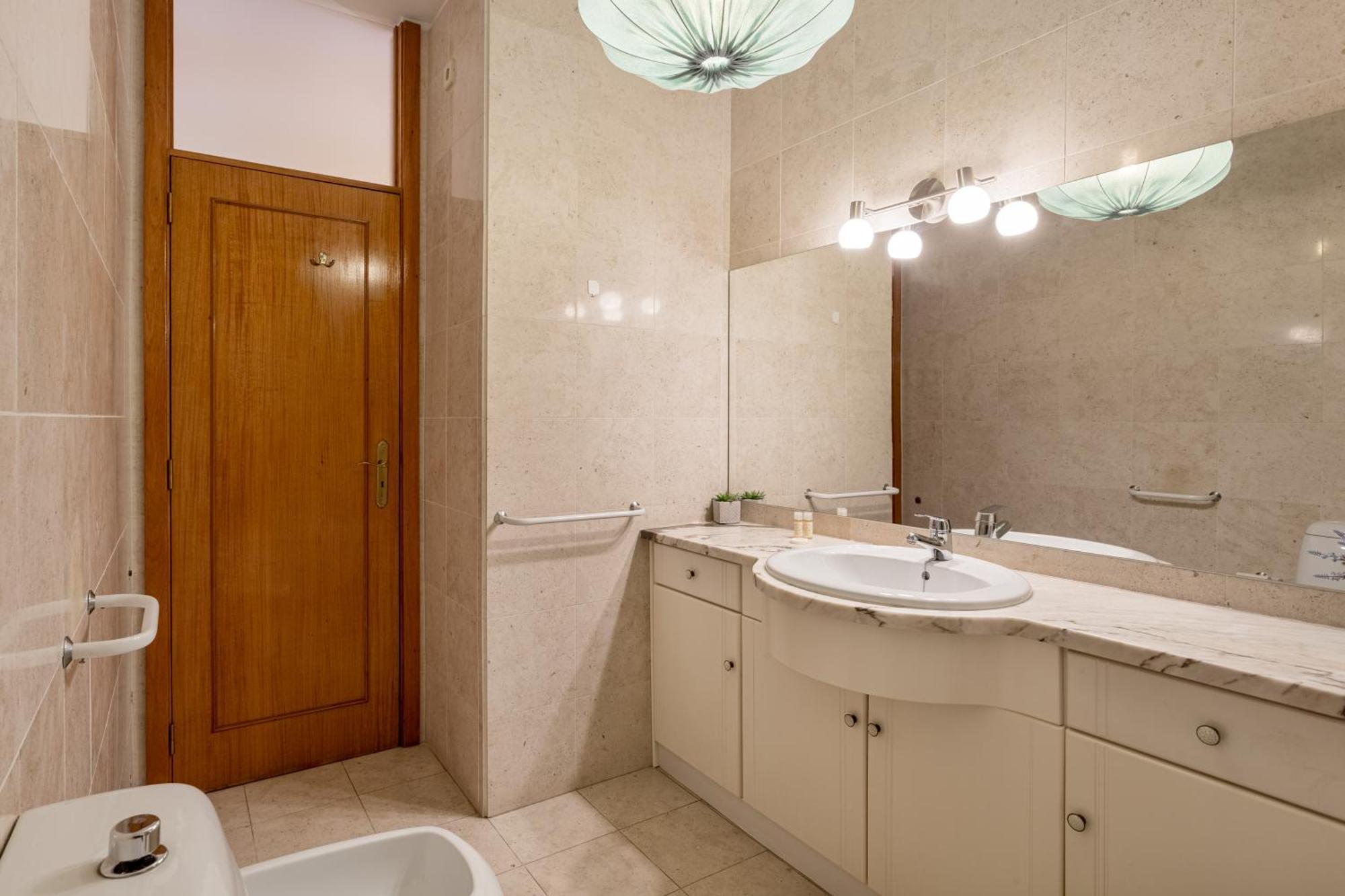 Joivy Stylish City Centre Flat With Parking Maia  Luaran gambar