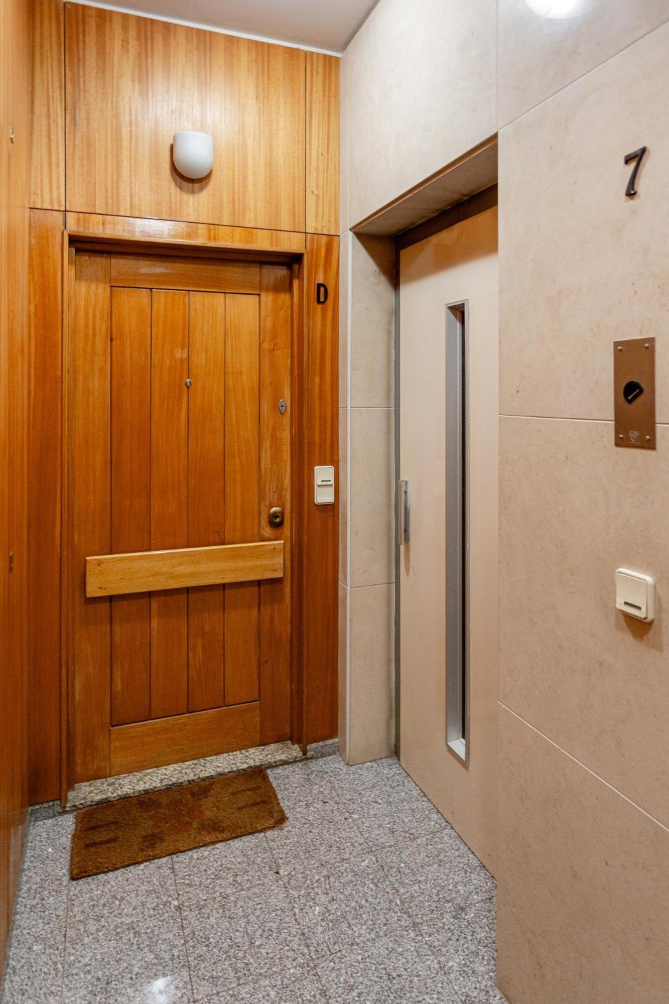 Joivy Stylish City Centre Flat With Parking Maia  Luaran gambar